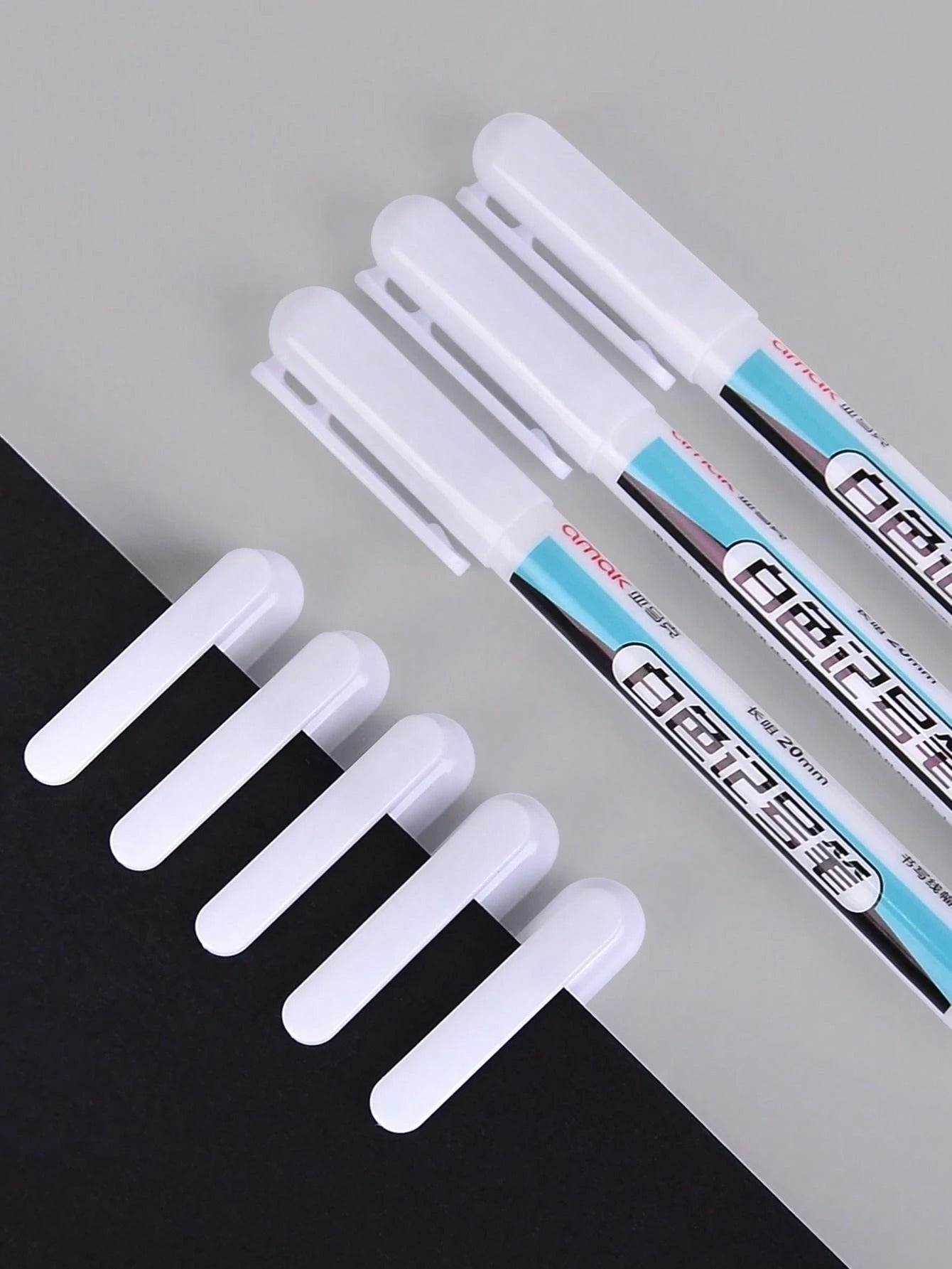Pennarelli bianchi, Punte da (0,7 mm, 1 mm, 2,0 mm, 2,5 mm), Pennarello per segni profondi, Perfetti per falegnami, architetti, costruttori, vetro, pneumatici