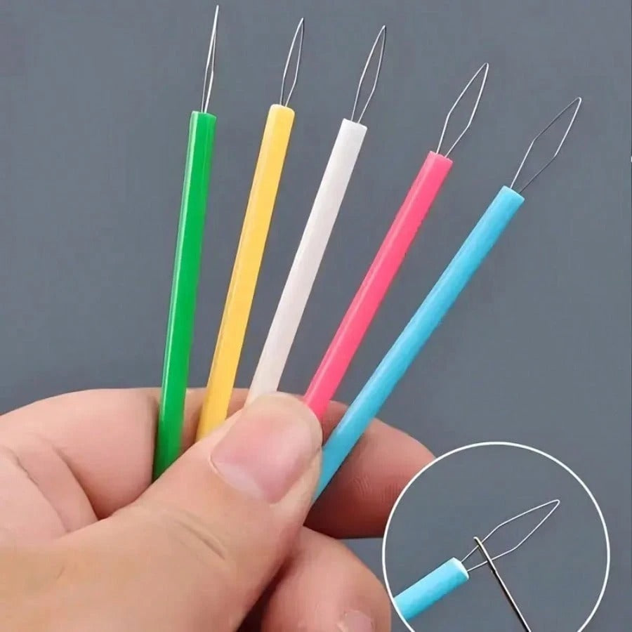 5/10 pezzi Infilafili di plastica colorati - Set di infilafili cilindrici, accessori per cucito fai-da-te, strumento per infilare facilitato, aiuto per aghi da perle, dispositivo per aghi adatto agli anziani