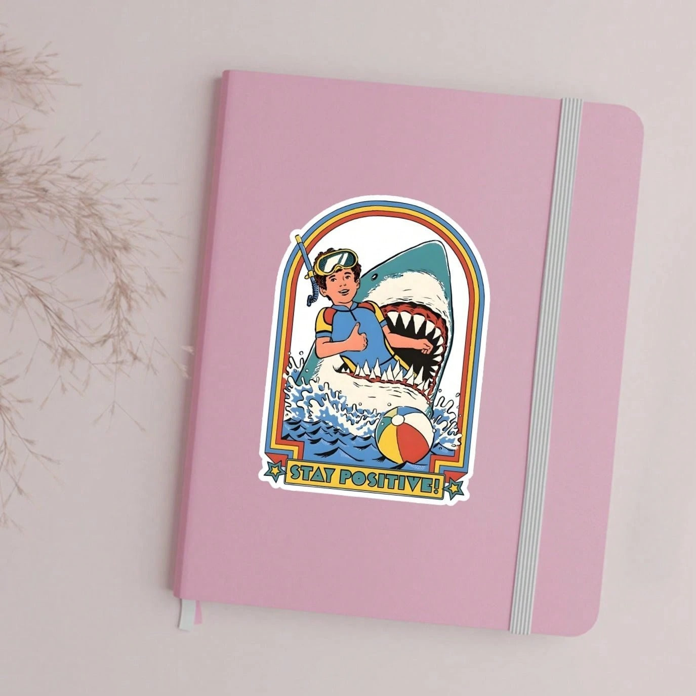 Adesivo in vinile "Rimani positivo", adesivo divertente e carino di uno squalo che fa immersioni, adesivo umoristico e impermeabile per borracce, Kindle, laptop, libri, bicchieri, auto, diari e uso all'aperto, rimovibile