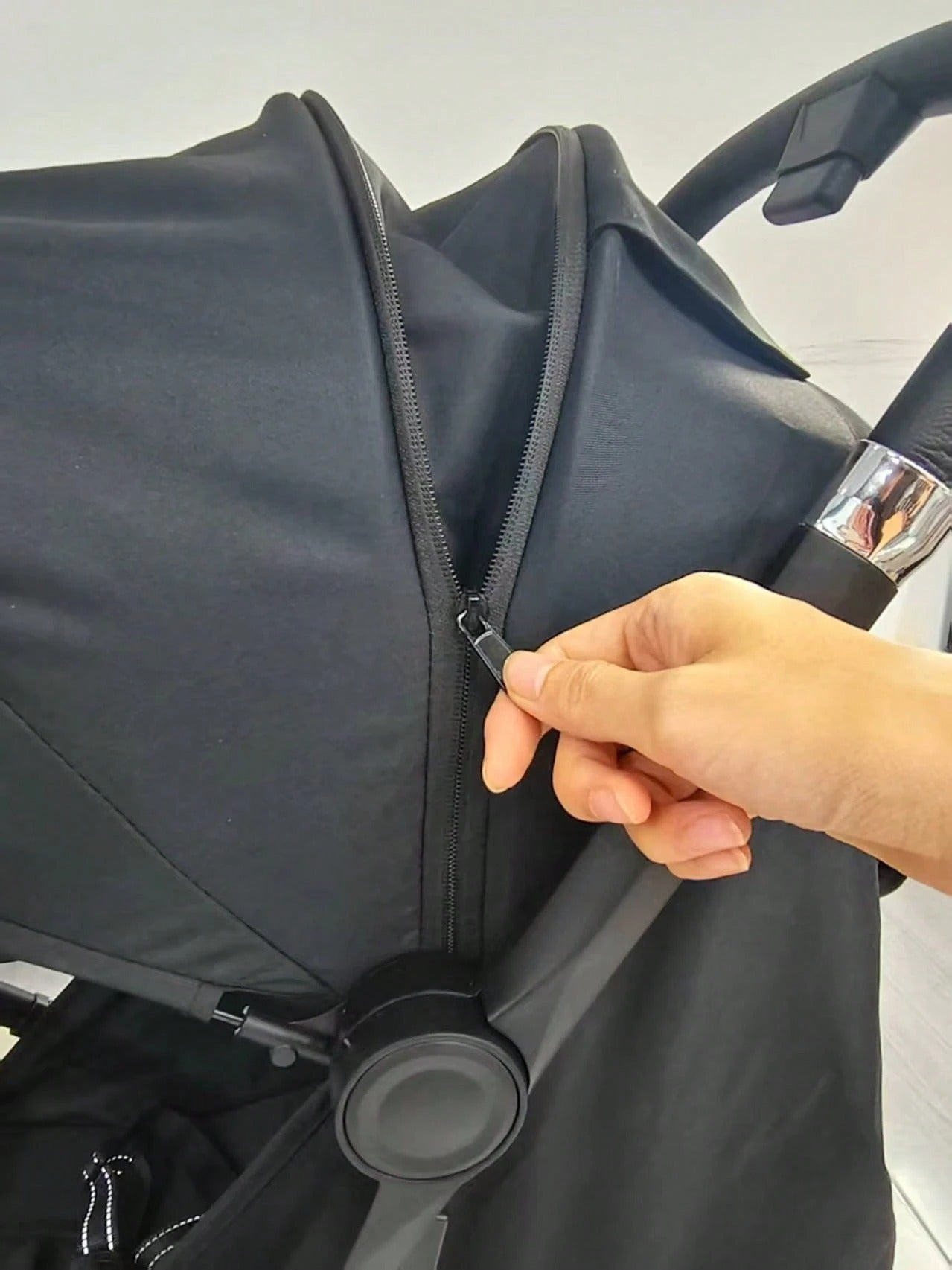 Passeggino leggero, passeggino pieghevole per bambini piccoli, parasole estensibile con cerniera, chiusura one-touch, schienale regolabile, tessuto a rete traspirante