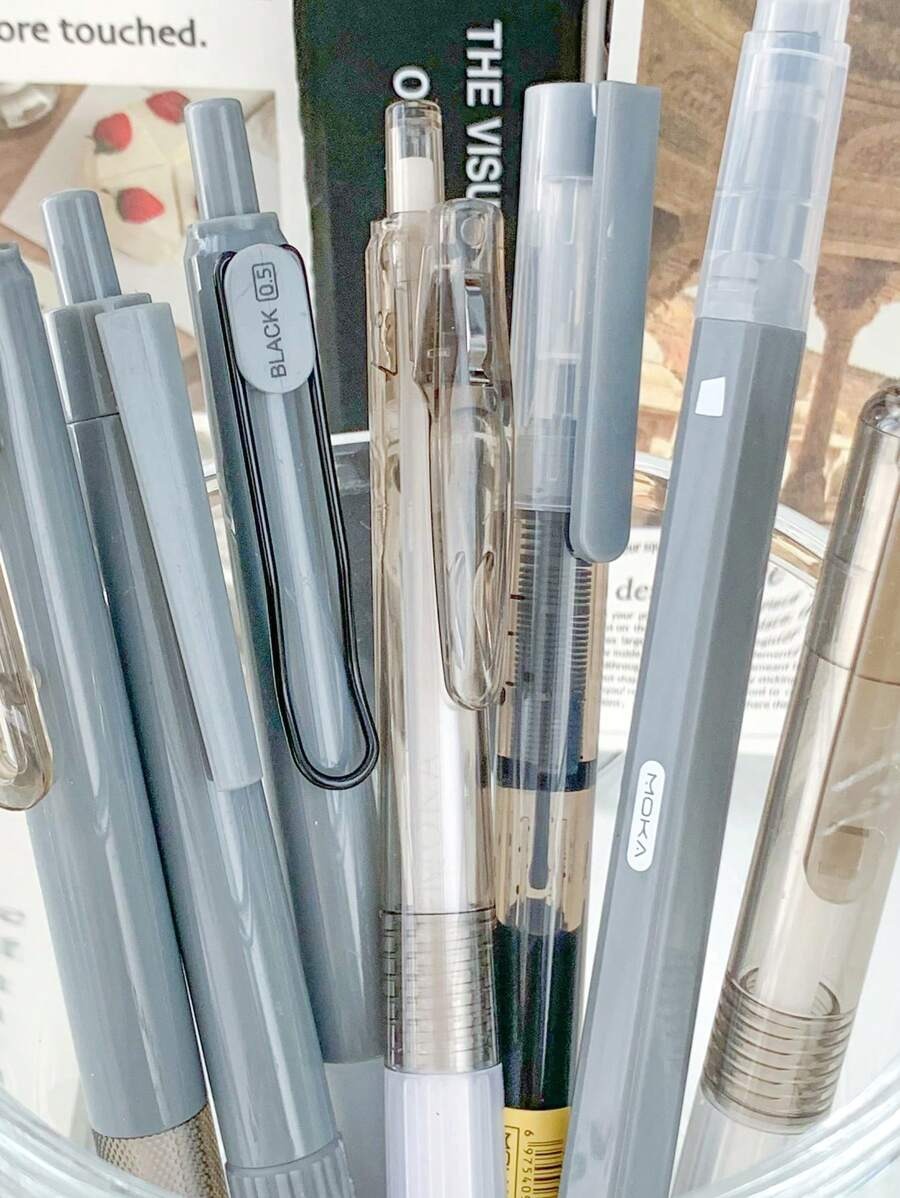Set Di 7 Penne A Pulsante Con Alta Qualità Cromatica E Inchiostro A Rapida Essiccazione Per Esercizi Giapponesi In Una Scatola