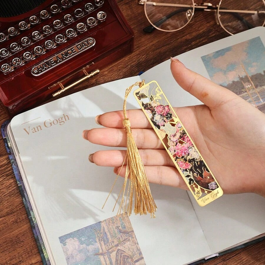Segnalibro retrò in metallo con dipinto floreale, segnalibro cavo con bronzatura e nappina, regali di cancelleria per il ritorno a scuola, per club del libro, lettori, compleanni, festival, scrittori, amanti dei libri
