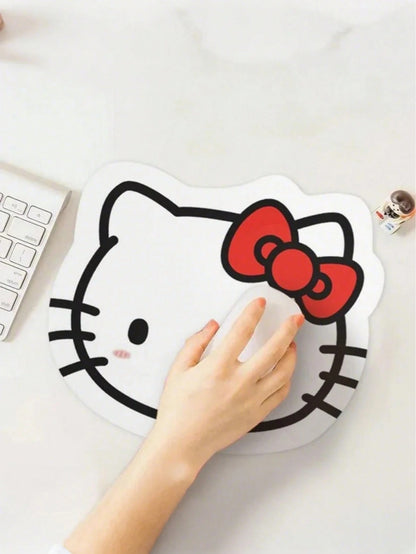 Tappetino per mouse a forma di cartone animato autorizzato Sanrio, in materiale di pelle, pad creativo antiscivolo, tappetino per scrivania del computer personalizzato per l ufficio