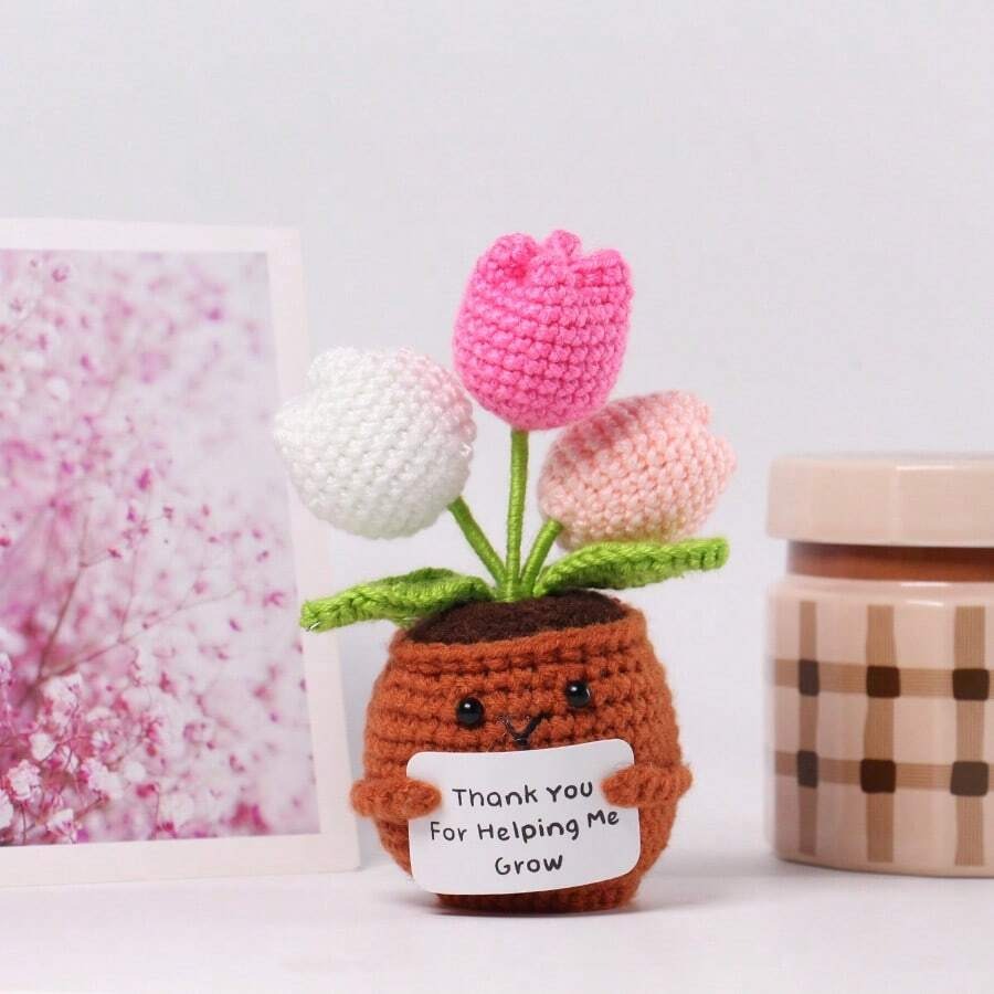 Pianta in vaso ispirante, decorazione floreale lavorata a mano all'uncinetto, pianta in miniatura, nontiscordardime, mughetto, calendula, girasole, biglietto di incoraggiamento caldo fatto a mano