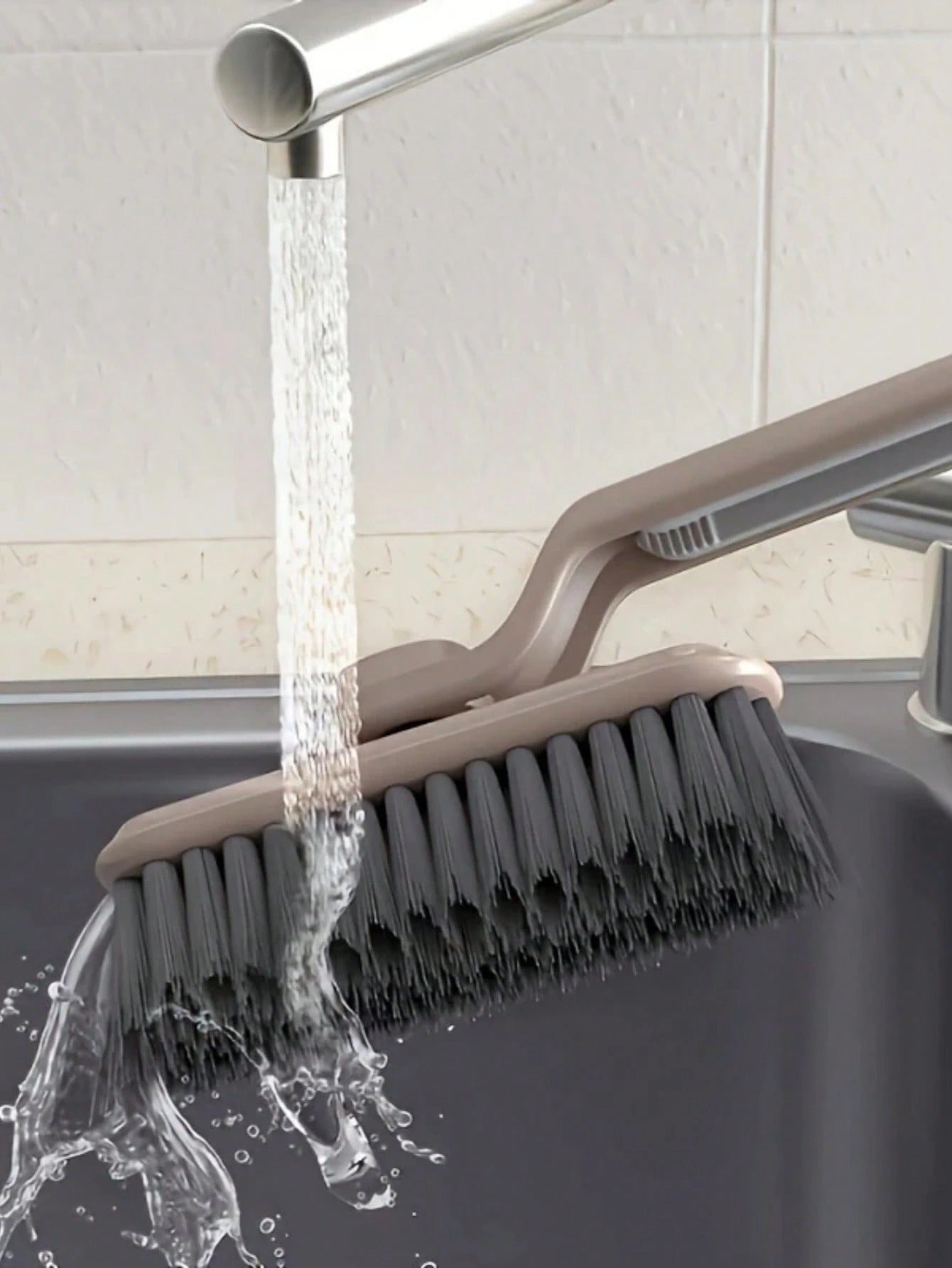 1 pezzo Spazzola rotante 2 in 1 - Versatile per cucina, soggiorno, bagno e altro - Setole per piastrelle, fughe e pulizia delle pareti (stile casuale)