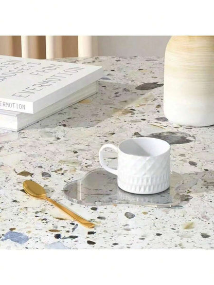 Sottobicchiere in acrilico trasparente a forma di nuvola creativa - resistente al calore, antiscivolo, adatto per tazze di caffè e tè, ottimo per la decorazione domestica e per la ristorazione