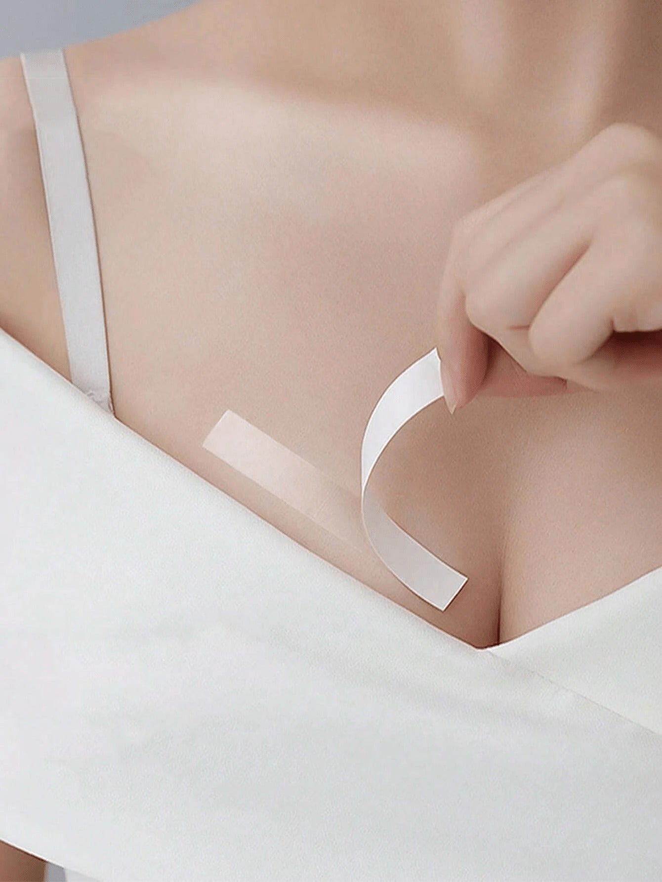 36 pezzi di nastro biadesivo per prevenire l'esposizione, adatto per scollo, camicia, cura del corpo per vestiti, da usare per viaggi, sport, attività all'aperto, cintura, forniture per il ritorno a scuola