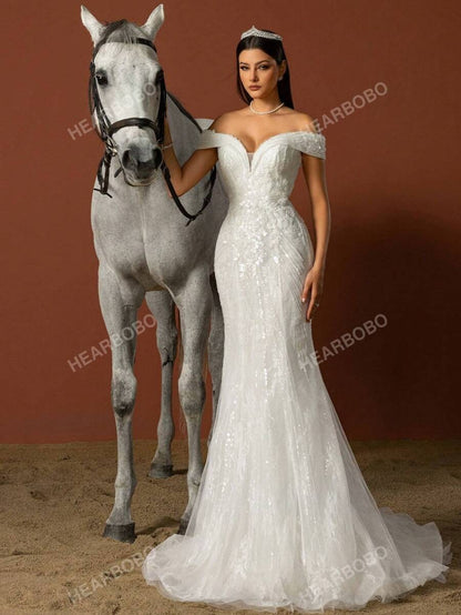 Elegante abito da sposa da donna in colore unito con design semplice in rete, abito da sposa bianco