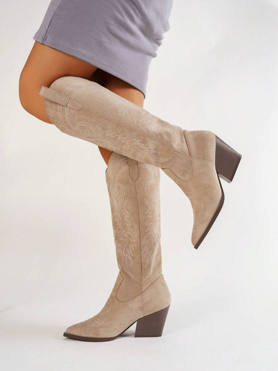 Stivali da equitazione al ginocchio per donna, nuovi, con tacco largo, e ricami western, versatili