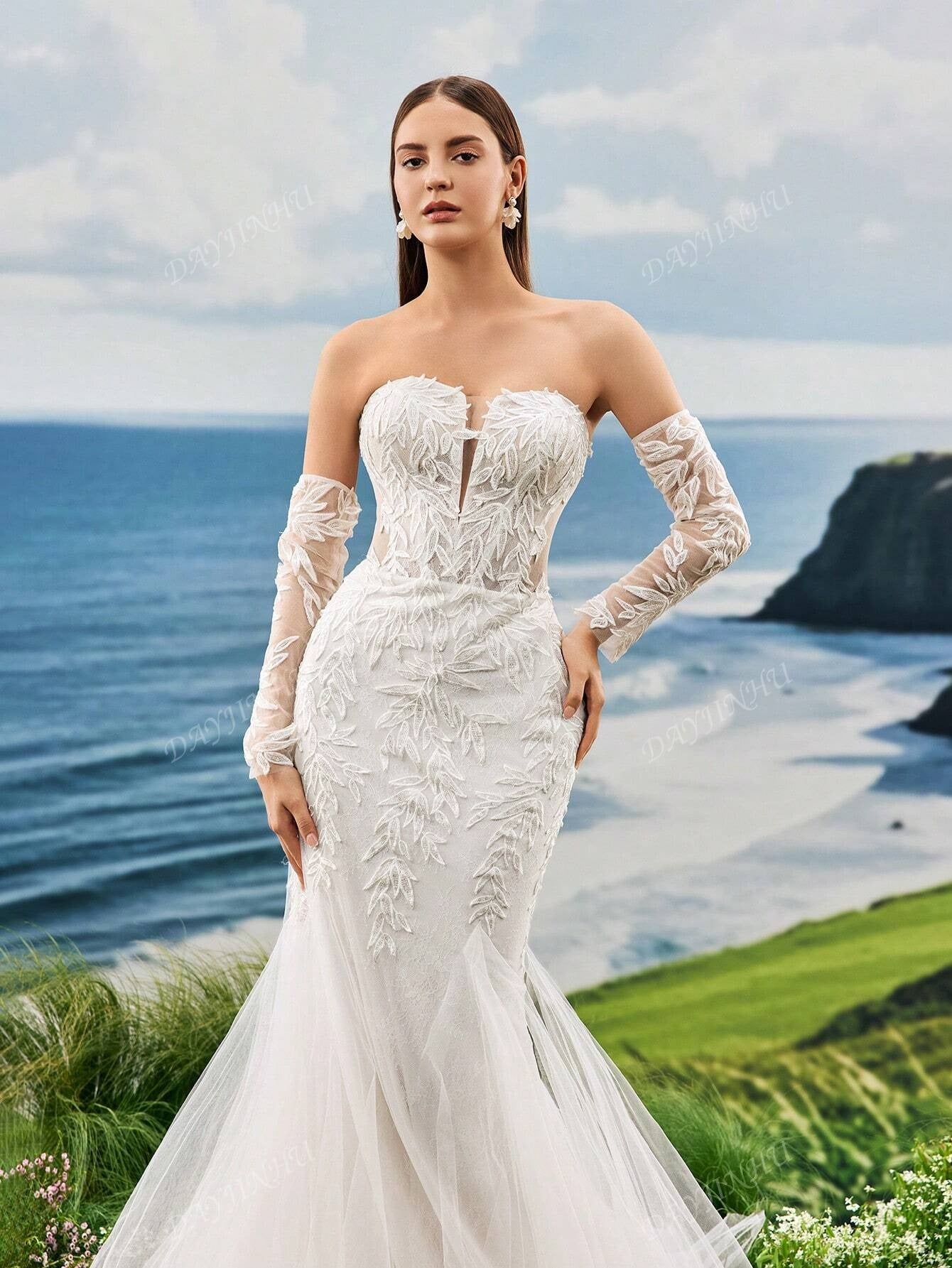 Abito da sposa lungo con strascico, senza spalline, in pizzo ricamato con perle, stile sirena, maniche lunghe, elegante e romantico, adatto per matrimoni