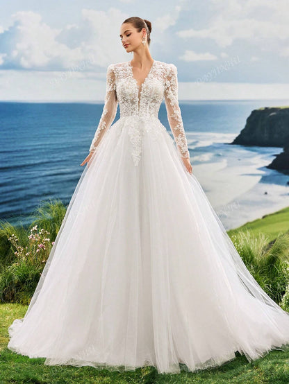 Abito da sposa in in rete a lun ghe maniche con scollo a V, decorato con ricamo di perle e pizzo, elegante e romantico, adatto per cerimonie in chiesa