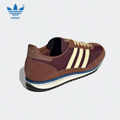 Adidas Sneaker casual retrò classico Adidas Originals SL72 OG, scarpe sportive lifestyle con suola ammortizzata, modello unisex