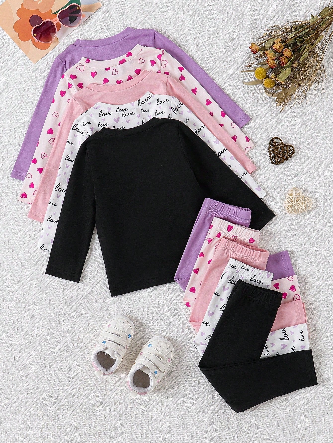 Set da 10 pezzi di top a maniche lunghe casual e leggings per bambina, con stampa carina a cuori e lettere, maglietta elastica e comoda e pantaloni, adatto da indossare