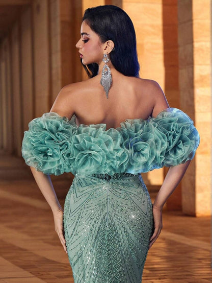 Glamrae Elegante e lussuoso abito da sera lungo con scollo a V, spalle scoperte, decorazioni floreali 3D in organza, arricciature, perline e paillettes, con strascico, adatto per matrimoni, feste, balli