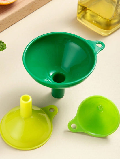 Set di 3 imbuti in plastica di dimensioni piccola/media/grande, imbuti da cucina per versare olio e liquidi